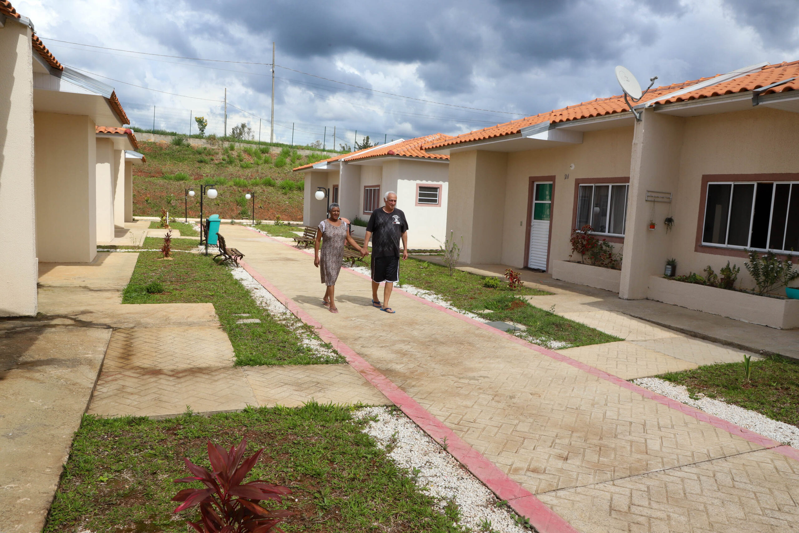 Começa a construção de condomínio do idoso em Irati